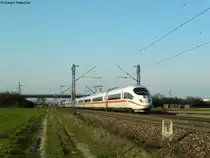 25.03.2011: Unbekannter 406 der NS als ICE 104 (Basel SBB - Amsterdam Central) zusammen mit einem 403 als ICE 504 (Basel SBB - K�ln Hbf). Aufgenommen bei Graben-Neudorf.