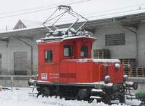 Te 216 036 eingeschneit in Einsiedeln (17.12.2005)