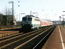 141 083-6 mit RE 15 Emsland-Express 24122 M�nster-Emden auf Bahnhof Salzbergen am 24-2-2003. Bild und scan: Date Jan de Vries.