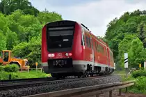 612 007 nach Trier, unter einer Autobahnbr�cke der A1 zwischen Euskirchen und Mechernich - 14.05.2011