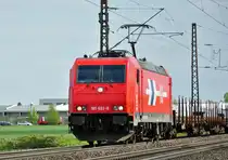 185 603-8 der HGK mit Rungenwagen zwischen Bonn und Br�hl - 15.04.2011