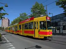 Doppeltraktion Be 4/8 und Be 4/6 auf der Linie 11 in Reinach. Die Aufnahme stammt vom 19.05.2011.