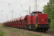 BBL 09 (ex PBSV 20) am 13.5.11 mit einem Schotterzug bei der Durchfart durch Ratingen-Lintorf.Gru� an den Tf!!
