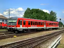 Der 628 571 am 21.06.2008 bei der Einfahrt in M�hldorf. 