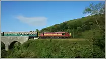 Die 37503 unterwegs f�r die Swanage Diesel Gala bei Corfe Castle am 08.05.2011