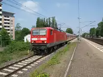 143 229 f�hrt am 21.05.11 mit RB 21167 von Itzehoe nach Hamburg-Altona von Gleis 3 des Bahnhofs Elmshorn aus.