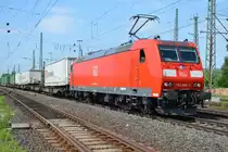 185_060 von Bamberg in Lichtenfels einfahrtend 04_06_2011