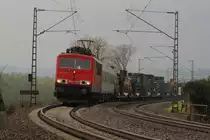 RAILION DB Logistics 155 117-5 mit einem Milit�rzug Richtung Wiesbaden, bei Erbach (Rheingau); 30.03.2011