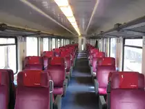 Innenansicht des noch nicht revidierten, jedoch bereits mit den neuen Kopft�chern versehenen Apm 61 85 10-90 235-5, Locarno, 02.06.2011.