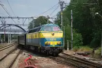 HLD 5515 zieht den PFT-Sonderzug in den Bhf Welkenraedt (4. Juni 2011)