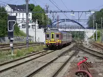 AM 62 Triebwagen 168 mit IR/RE 5015 Li�ge-Guillemins - Aachen Hbf bei der Ausfahrt (Fr,03.06.2011)