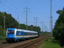 Hier nun noch der Nachschuss auf 183 003 die wohl allzu schnell nicht wieder in Berlin und Umgebung sein wird. Und zum Gl�ck fuhr sie so herum gedreht, sodass wir noch den  Alex -Schriftzug fotografieren konnten. Auf der anderen Seite ist er n�mlich weg. 02.06.2011