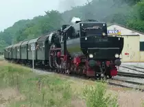 05.06.2011 - BR52 7409 aus W�rzburg als  Feuriger Elias  bei Einfahrt in den Bahnhof Weissach