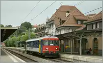 Der Regionalzug 4315 aus Palézieux ist in Romont eingegroffen und der RBe 540 016-3 hat nun bis am Nachmittag Pause. 
27. Mai 2011