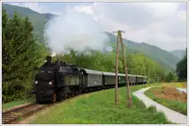 �GEG 77.28 mit unserem Fotozug 14480 von St. P�lten nach Sankt Aegyd am Neuwalde am 13.5.2011 bei der Einfahrt in Freiland.