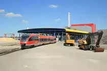 Ein VT643 von DB Regio NRW M�nster (643 065  Stadt Gronau ) beim Halt im Anschlussgleis Doolegoor in Coevorden bei der Firma BBE.
Coevorden (NL), 04.06.2011 