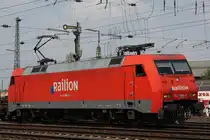 Railion 152 089 am 21.5.11 bei der Durchfahrt durch Koblenz-L�tzel.