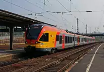 5-teiliger FLIRT 429 045/545 der HLB (Hessischen Landesbahn) als RE 40 (Main-Sieg-Express) f�hrt am 21.05.2011 von Frankfurt/Main kommend in den Hbf Siegen (Endbahnhof) ein. 