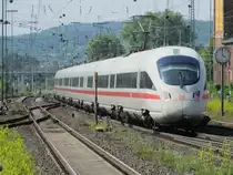 3.6.2011 15:56 DB AG ICE-T ,,Leipzig`` (Baureihe 415) als ICE von M�nchen Hbf nach Hamburg-Altona bei der Ausfahrt aus dem Bahnhof Bamberg. 