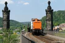 212 270-3 und 212 261-2 aus Neustadt an der Einfahrt in Bad Schandau am 04.06.2011