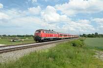218 462 am 04.06.11 mit RE 57452 nach Kaufbeuren bei M�nchen-Aubing