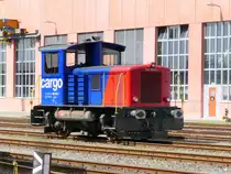 SBB - Tm 2/2 232 209-7 im Betriebsareal des SBB Industriewerkes Biel am 10.04.2011 .. Foto wurde von auserhalb des Betriebsareal gemacht ..