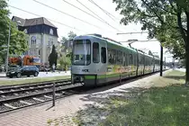 TW 2551 f�hrt am 06.06.2011 durch Hnanover/D�hren Richtung Peiner Stra�e.