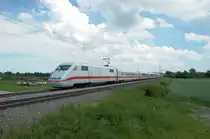 401 018 leider mit Licht aus am 04.06.11 in M�nchen-Aubing