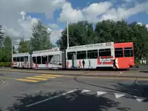 Motorwagen 671 mit der Vollwerbung f�r die Firma Real Estate AG auf dem Bruderholz in Basel. Die Aufnahme stammt vom 15.05.2011.