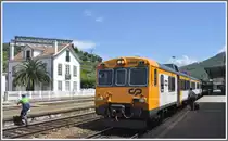 IR874 mit BR592  Camello  ist bereit zur Abfahrt in Regua. (17.05.2011)