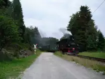 Pfingstdampf in Sch�nheide am 11.06.11. 99 582 bei der Einfahrt in Neuheide. 

