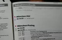 Sachen gibst ;-) Gesehen im ICE 594 kurz vor Pasing 4.6.11. Wer findet den Fehler?