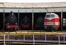 DR 38 1182-5 + 91 6580 + 118 005-8 im Museum Bw Arnstadt historisch; 25.04.2011