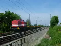 V 100.01 mit leeren GZ Wagen bei Leutersberg am 5.5.11.