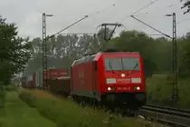 185 306-8 mit einem Containerzug in Unkel am 18.06.2011
