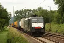E 189 091 fuhr am 12.06.11 durch Unkel.
