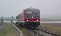 628 402  Stadt M�nchberg  ist am 11. Juni 2011 bei bestem Abschiedswetter auf der KBS 831 (Coburg-Bad Rodach) zwischen Coburg-Neuses und Wiesenfeld als RB nach Lichtenfels unterwegs. Dies war eine der letzten DB Leistungen auf dieser Strecke.