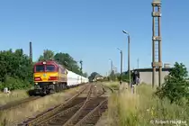 M62M-010 der Lotos mit einem Zementzug am 29.06.2011 in Jerzmanki