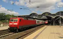 DB 120 125-0 mit dem IC 119 von M�nster (Westf) Hbf nach Innsbruck Hbf, in Mainz Hbf; 30.06.2011