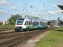 M�rchenland in Rostock Hbf: 648 296 fuhr am 27.06.2011 von Rostock nach G�strow �ber Laage
