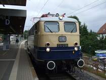 E10 1239 war anlsslich des VIVAT VIADUKT-Festes im Bahnhof von Altenbeken ausgestellt. 02.07.2011.