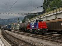 Die Am 843 060 am 29.06.2011 bei Rangierarbeiten in Spiez.