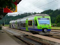bls - NIAN Triebwagen RABe 525 007 im Bahnhof von Sumiswald-Grnen am 11.06.2011