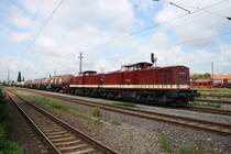 Vom Bahnsteig in Magdeburg Eichenweiler aus gesehen kam mir LEG 202 484 und 202 425 am 5.7.11 entgegen. Lieben Gru an den netten TF !