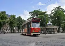 HTM GTL 3041 mit linie 17 nach Statenkwartier f�hrt in richtung Gravenstraat am 11.06 2011.