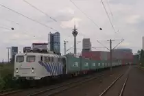 Lokomotion 139 312-8 mit einem Containerzug (Sdl) nach Neuss Gbf in D�sseldorf-Hamm am 12.07.2011