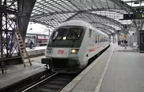 Ein IC steuerwagen mit Ihre IC bei Einfahrt von K�ln Hbf am 31.05 2011.