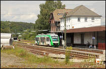 Ein LINT27 VT206 der VECTUS erreicht auf dem Weg nach Limburg(Lahn) Westerbrurg. (25.07.2011)