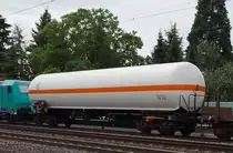 Kesselwegen Zagkks (7918 599-1) der Fa, Klinger, Heide. Am 11.08.2011 im Zugverband, kurz vor Unkel.