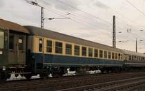 HEF 51 80 02-41 208-9 Bm im Sonderzug von Frankfurt (M) S�d nach Kaub, in R�desheim (Rhein); 02.07.2011